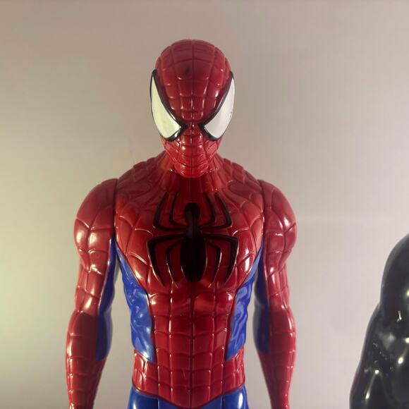 Marvel Titan Spider-Man and Electro 12" Action Figures 2013/2014 Lot of 3 - Picture 3 of 5